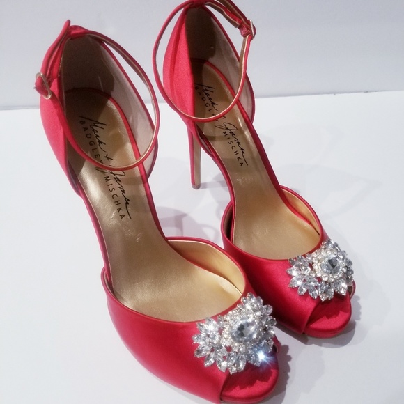 badgley mischka satin shoes